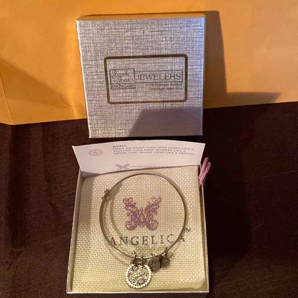Angelica Aunt Charm Bracelet